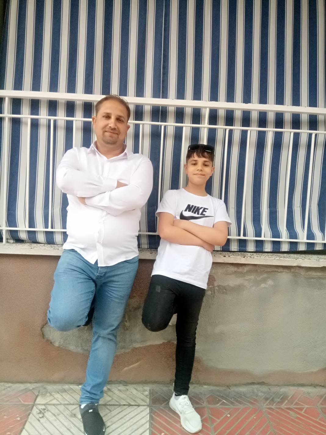 Baba ve oğlunu takip etti, kurşun yağdırdı! 2 ölü 2